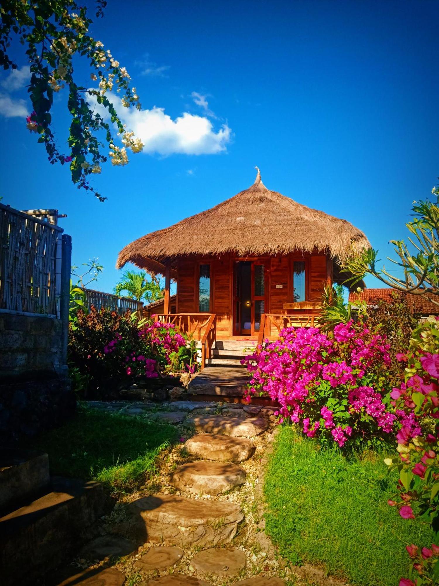 Umah Kayu 2-Menjangan Homestay Banyuwedang Esterno foto